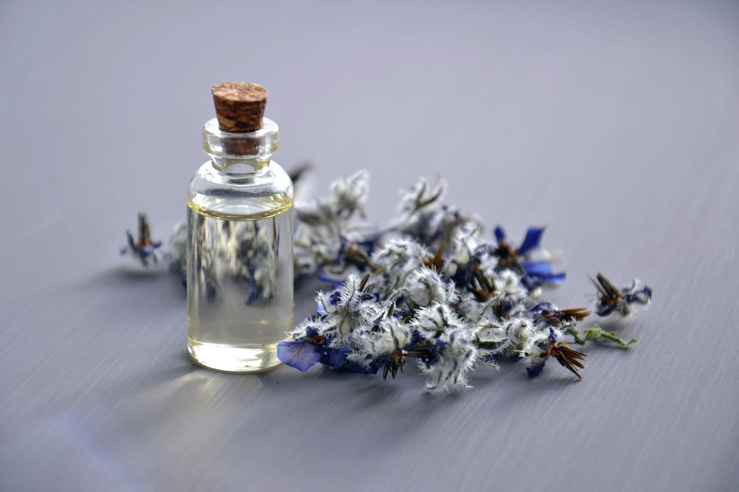 Exploring the Benefits of Aromatherapy