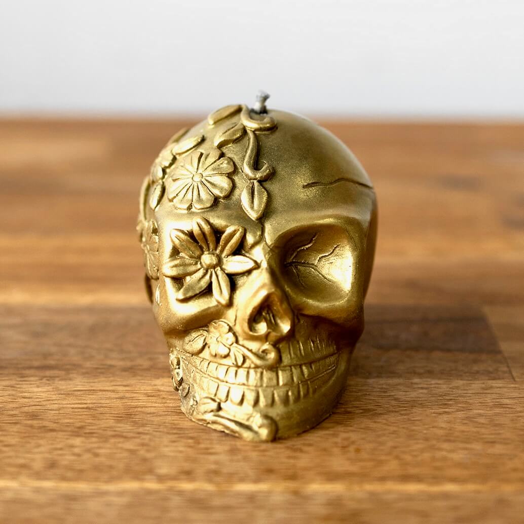 Golden Skull Pumpkin Spice Scented Candle with Black Wax