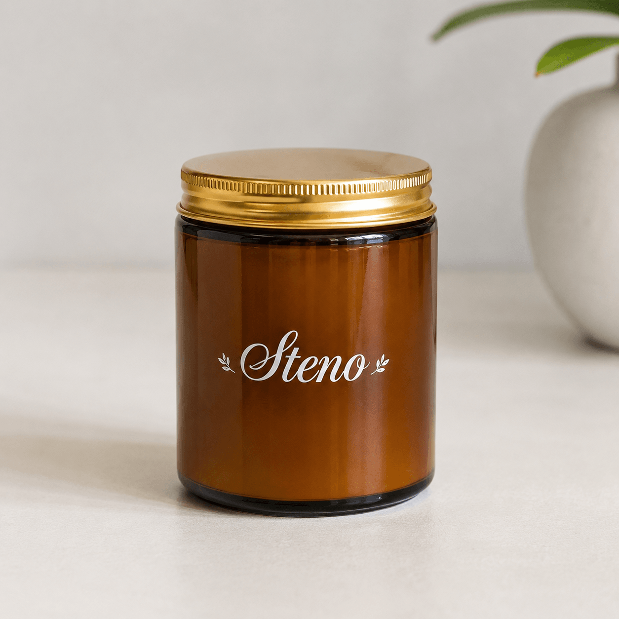 8oz amber glass jar customized candle with logo imprint and gold lid