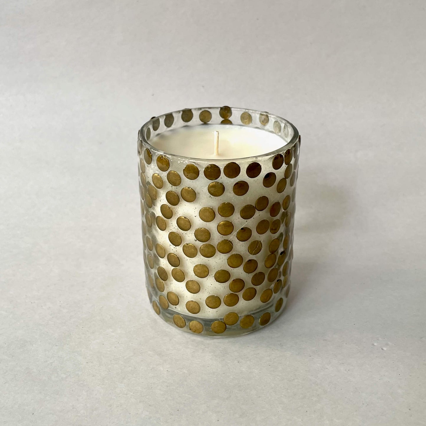 Load image into Gallery viewer, Honey Bee Premium Candle - Spark Candles
